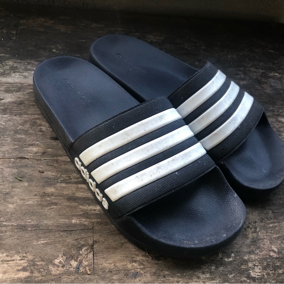 adidas Adilette Men's Cushioned Cloudfoam Plus Comfort Slides Black Sz 11 - Picture 3 of 10